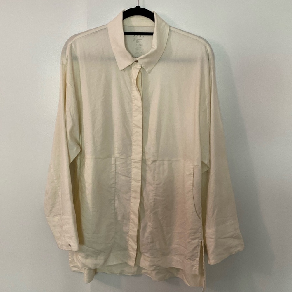 EUC Aday shacket in linen blend